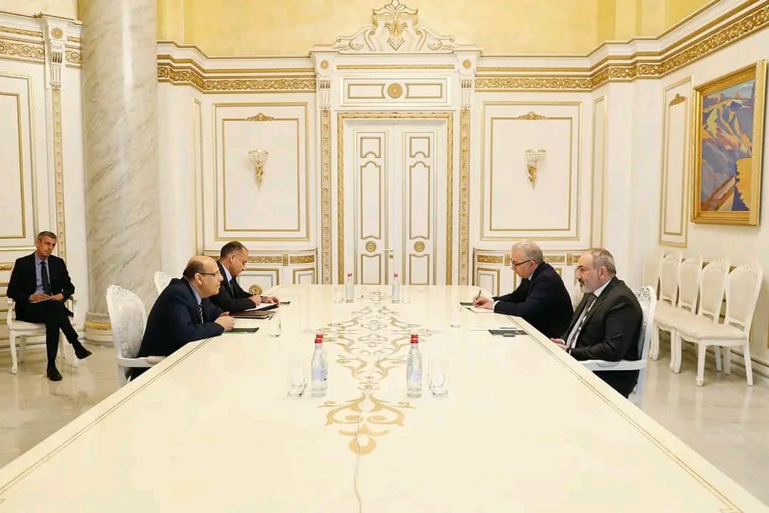 رئيس الوزراء الأرميني يتلقى دعوة من الرئيس السيسى للمشاركة فى قمة قادة العالم