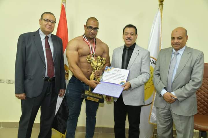 جامعة الوادي الجديد تكرم الفائزين في بطولة كأس مصر لكمال الأجسام