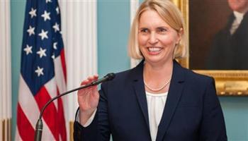  السفيرة الأمريكية في كييف تناقش مع وزير البنية التحتية الأوكراني إنشاء ممرات لتصدير الحبوب