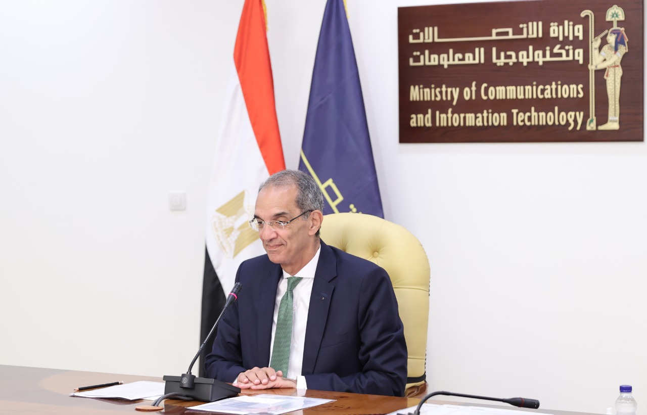 Biographie du ministre des communications et des technologies de l’information, Dr.  Amr Talaat, après le renouvellement de la confiance