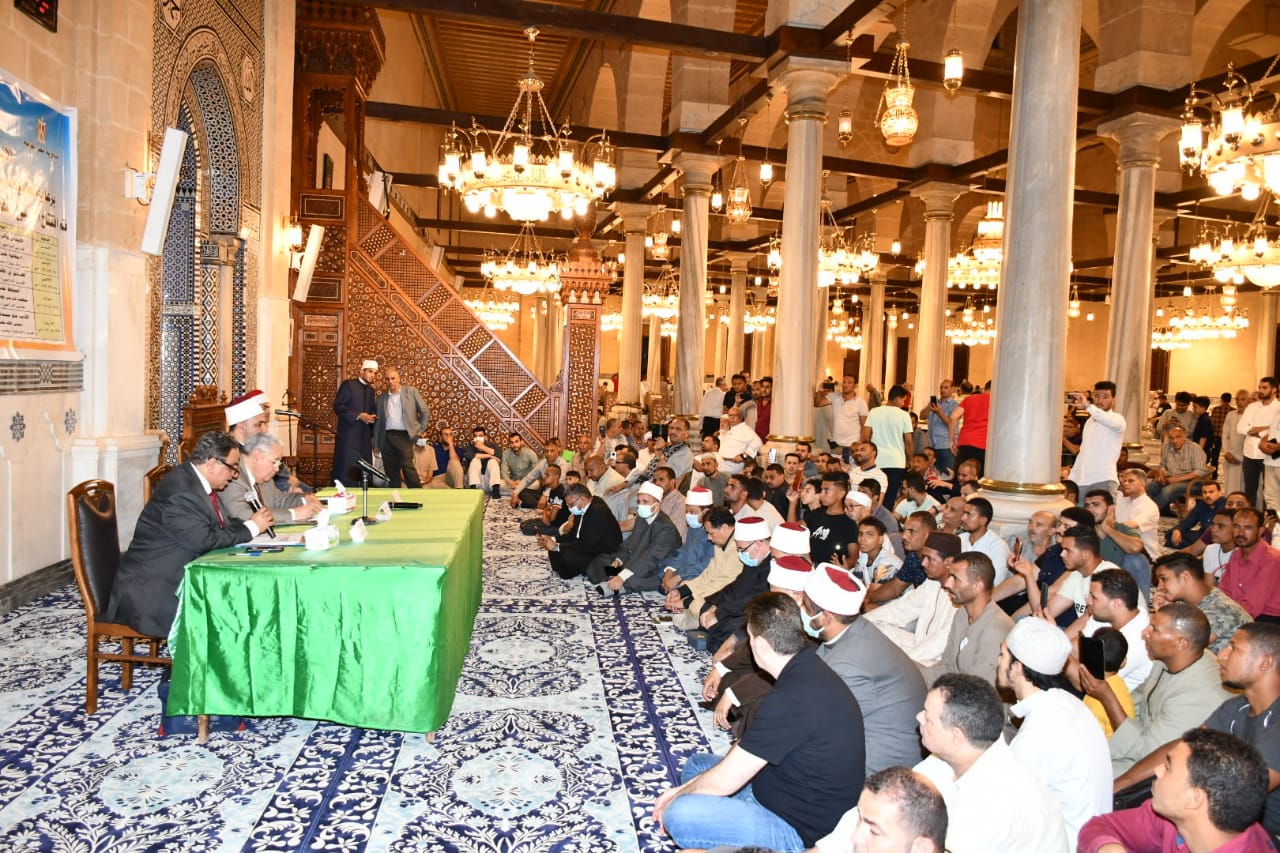 انطلاق فعاليات الأسبوع الثقافي الأول من مسجد الإمام الحسين