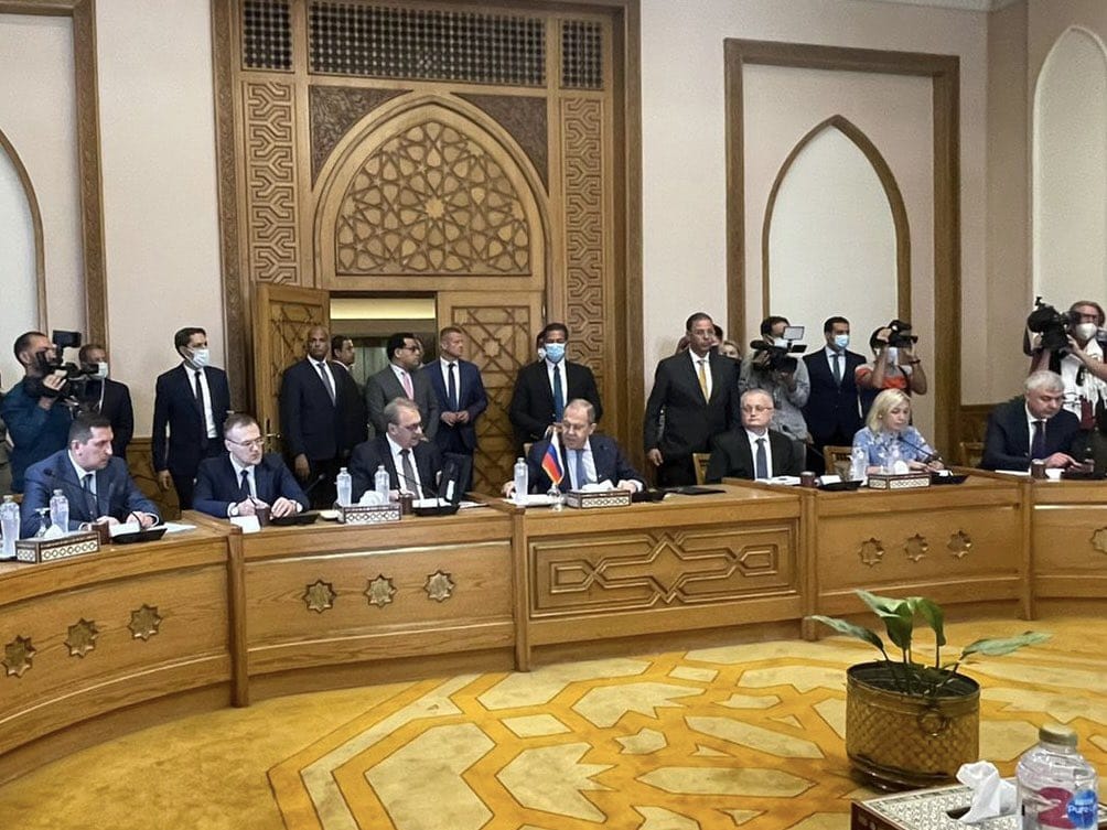 بدء جلسة المباحثات بين مصر وروسيا برئاسة وزيري خارجية البلدين