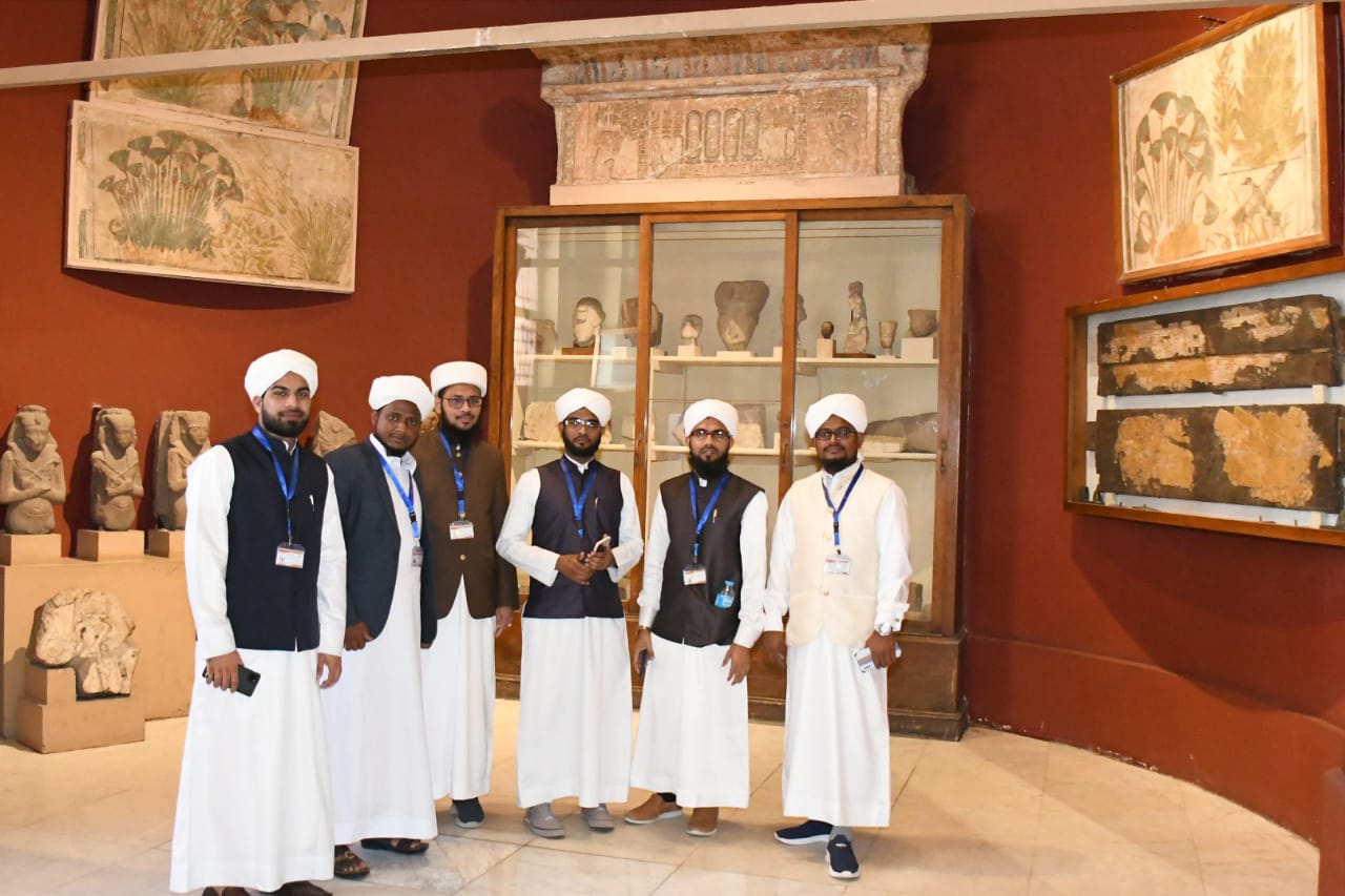 علماء الهند في زيارة للمتحف المصري