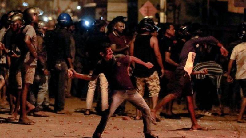 احتجاجات أمام منزل رئيس المالديف تطالب بطرد الرئيس السريلانكي