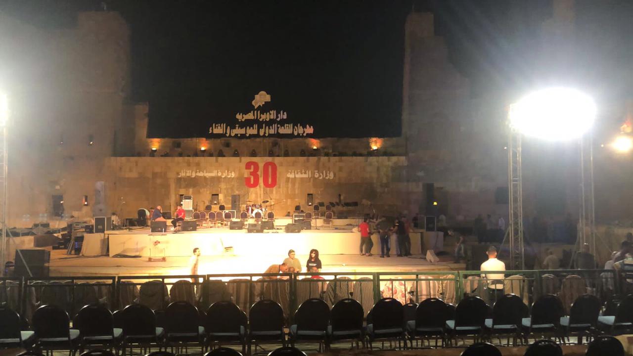 الاستعدادات الأخيرة لمهرجان قلعة صلاح الدين للموسيقى والغناء الـ30
