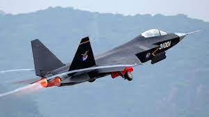 تايوان تتعقب  طائرة عسكرية صينية و سفن في جميع أنحاء البلاد