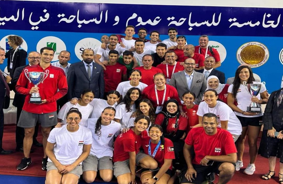 السباحة تشارك في البطولة الإفريقية للكبار بتونس ببعثة من الناشئين والناشئات