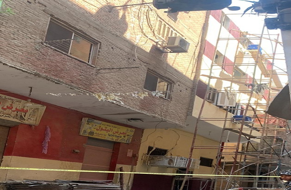  أعمال ترميم واجهة كنيسة أبو سيفين في إمبابة