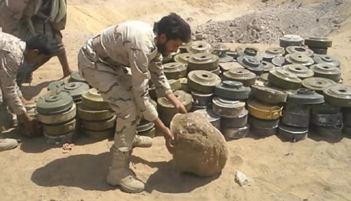 الجيش اليمني يفكك ألغامًا للحوثيين بالحديدة