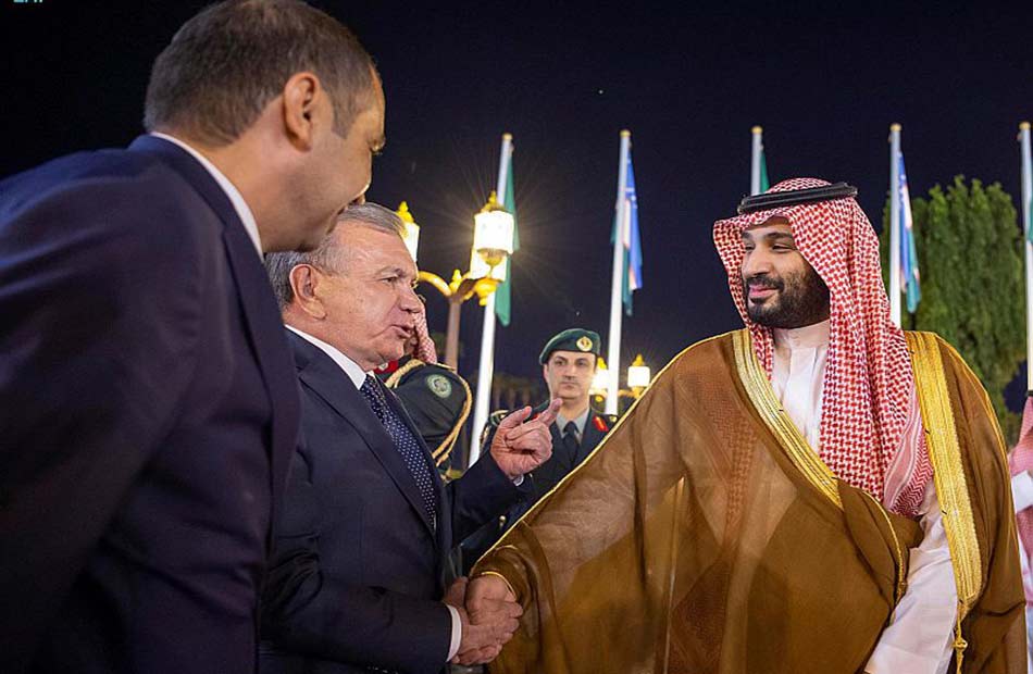 ولي العهد السعودي ورئيس أوزبكستان يبحثان فرص التعاون بين البلدين في شتى المجالات