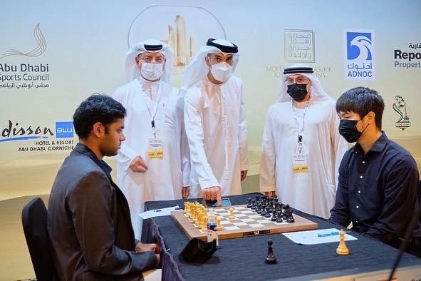  لاعبين يتقاسمون صدارة بطولة ;الأساتذة; بمهرجان أبوظبي للشطرنج