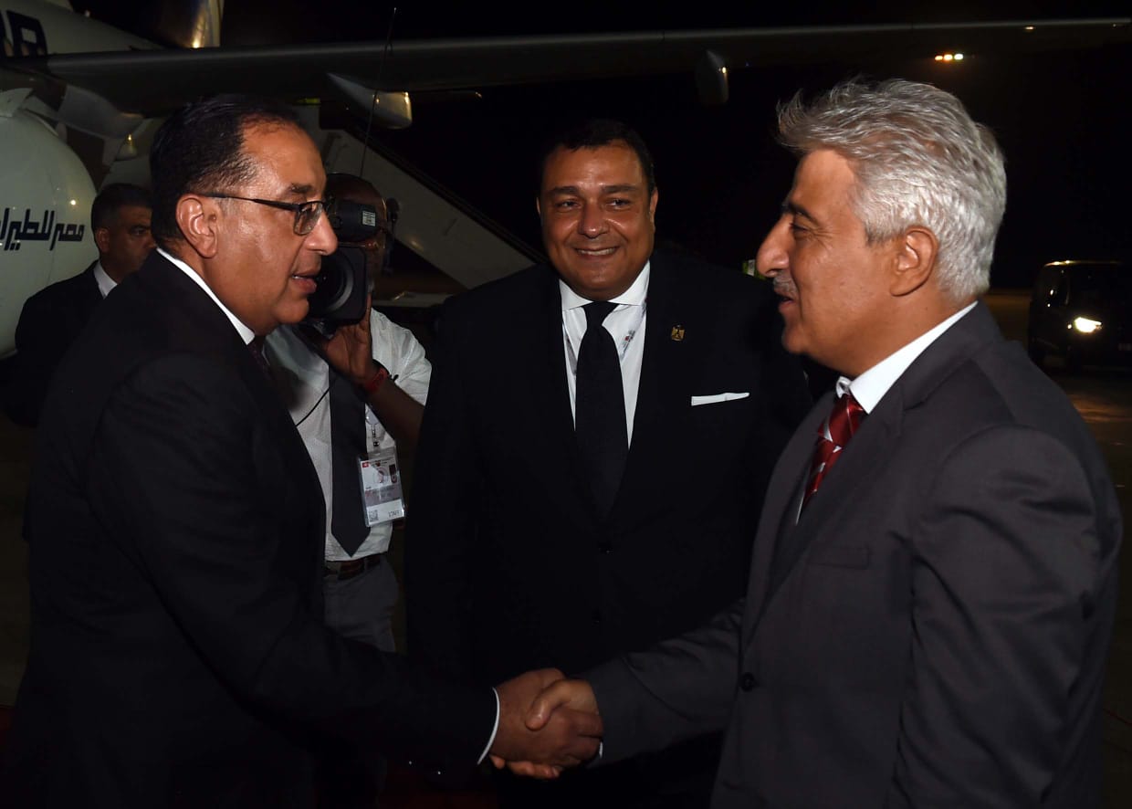 رئيس الوزراء يصل العاصمة التونسية