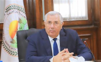   وزير الزراعة مصر تطبق حقوق الملكية الفكرية لحماية الأصناف النباتية