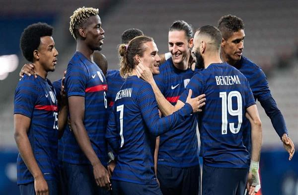 ديشامب يعلن تشكيل فرنسا لمواجهة توسن بكأس العالم 