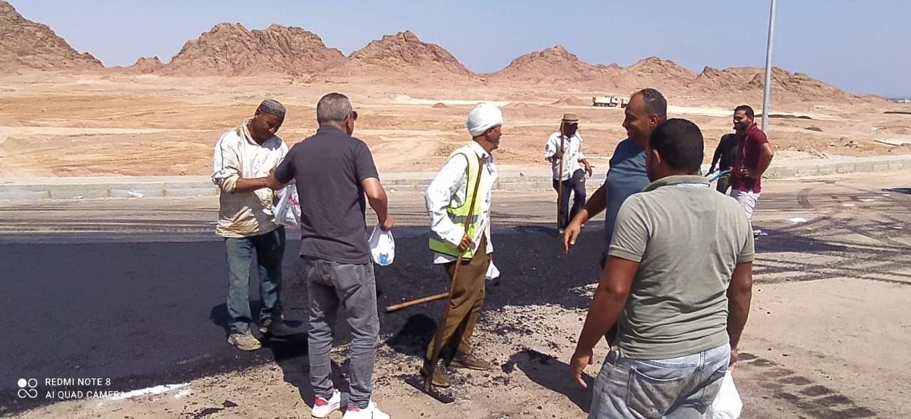 استعدادًا لقمة المناخ جولة تفقدية لـ ;قوى عاملة جنوب سيناء; لمواقع عمل بشرم الشيخ | صور