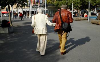 السويسريون يؤيدون رفع سن تقاعد النساء إلى  عامًا