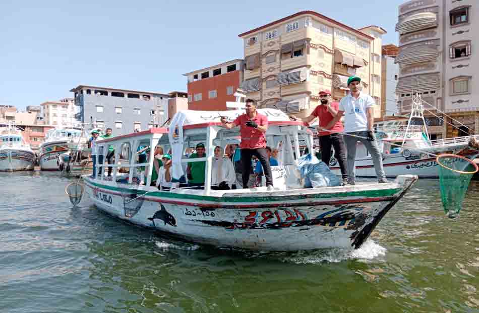  تطهير نهر النيل في دمياط ضمن الاستعدادات لاستضافة مؤتمر المناخ