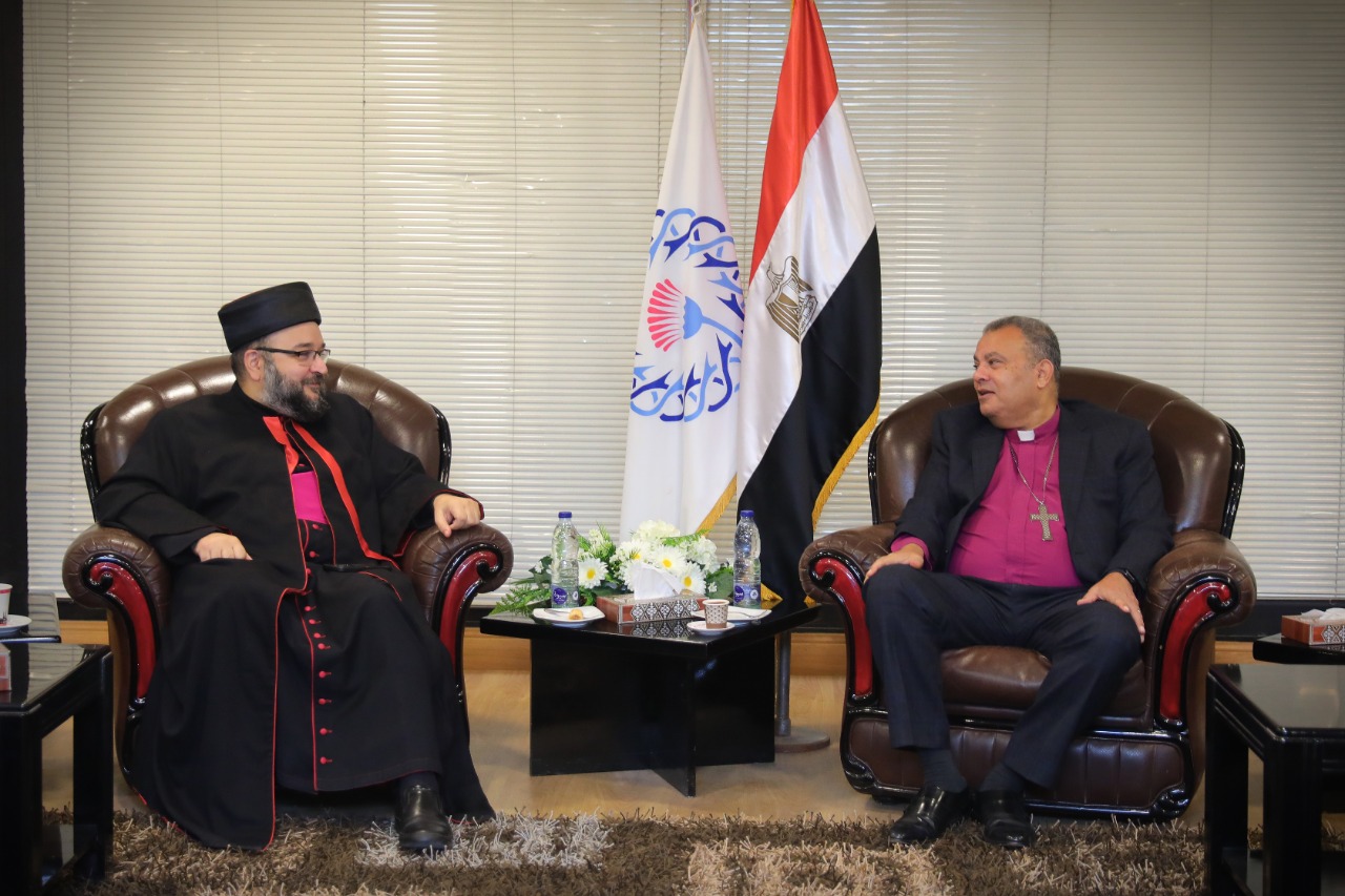 لقاء أندريه زكي مع رئيس الطائفة الكلدانية في مصر
