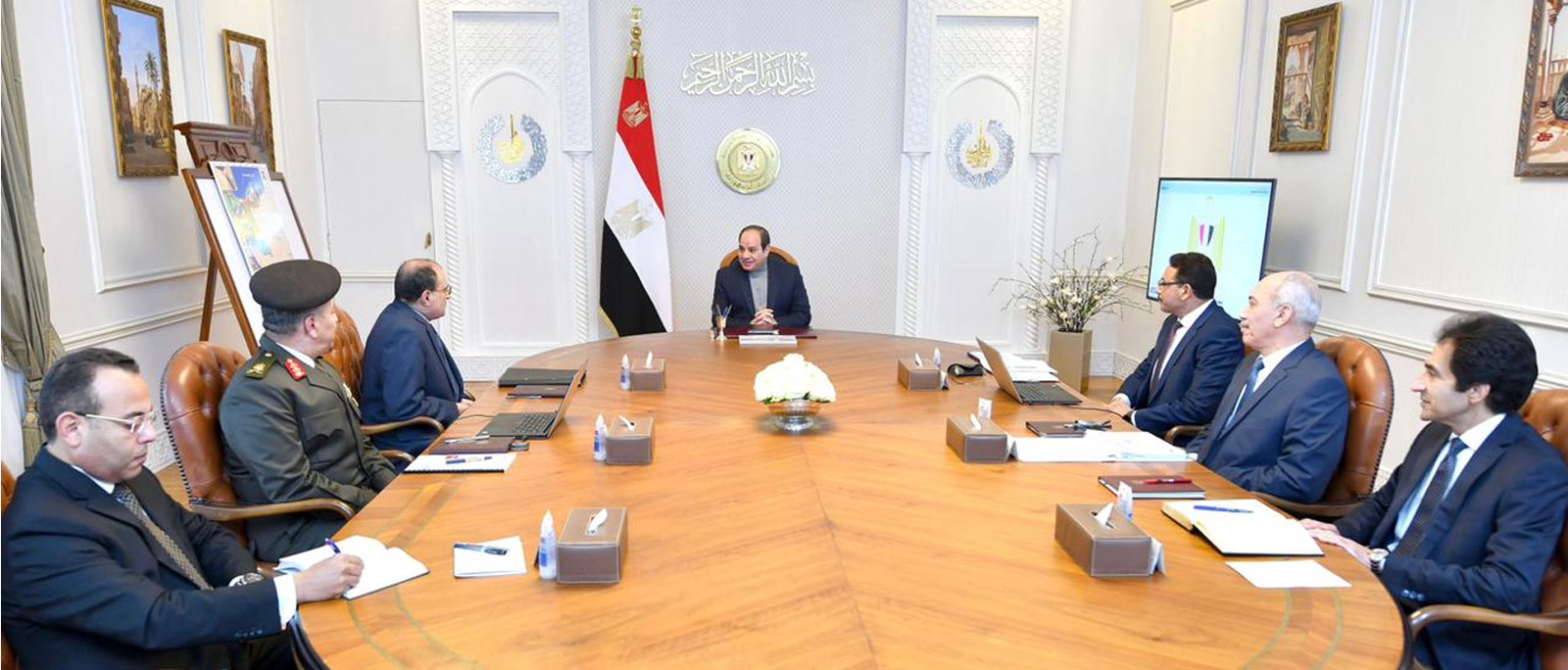 الرئيس السيسي يتابع الموقف التنفيذي لتنمية سيناء - بوابة الأهرام