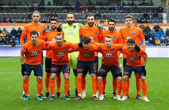 اسطنبول سبور يهزم جيرسونسبور بعشرة لاعبين في الدوري التركي