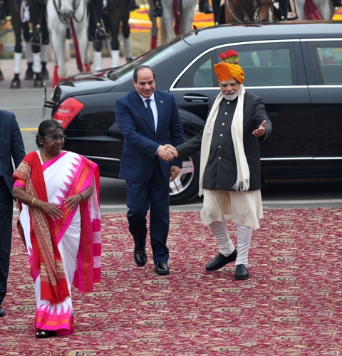 مشاركة الرئيس السيسي كضيف شرف في احتفالات الهند بعيد الجمهورية