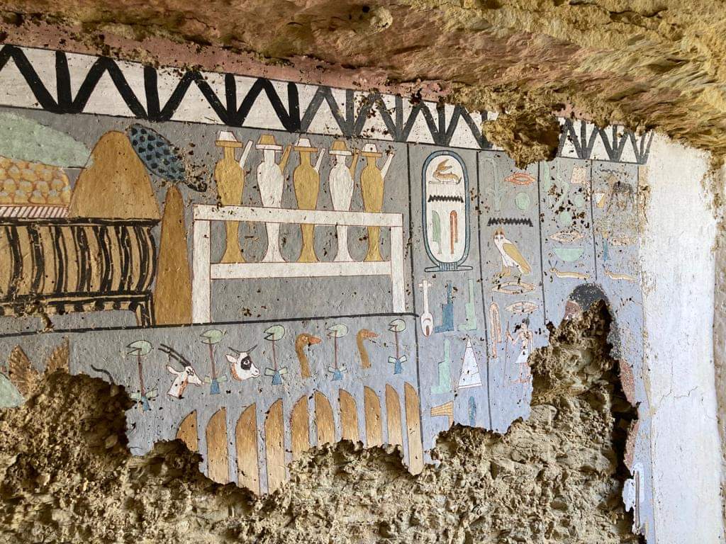 أسرار الأبواب الوهمية على مقبرة  مسي  بسقارة في الكشف الأثري الأخير| صور 