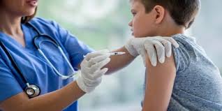 الفيروس الكامن تحذير من خطورة انتقاله للمخالطين وأطباء يطالبون بتطعيم إجباري واتخاذ هذه الإجراءات  