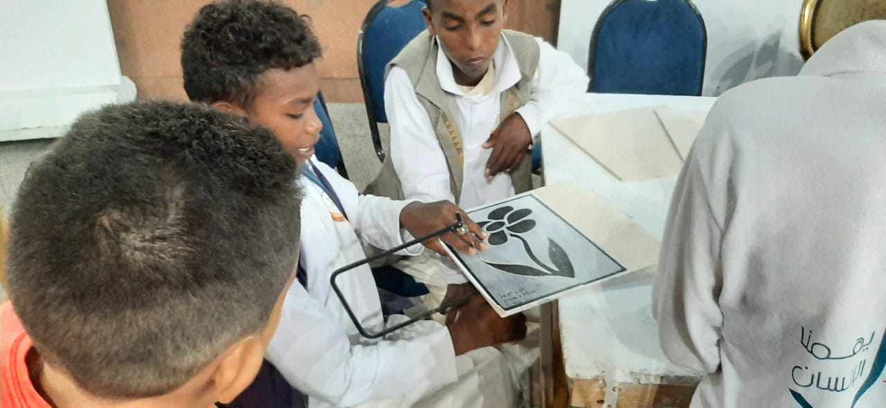  الأخبار   أطفال المحافظات الحدودية بين الرسم والتصوير في أسبوع  أهل مصر  ببورسعيد