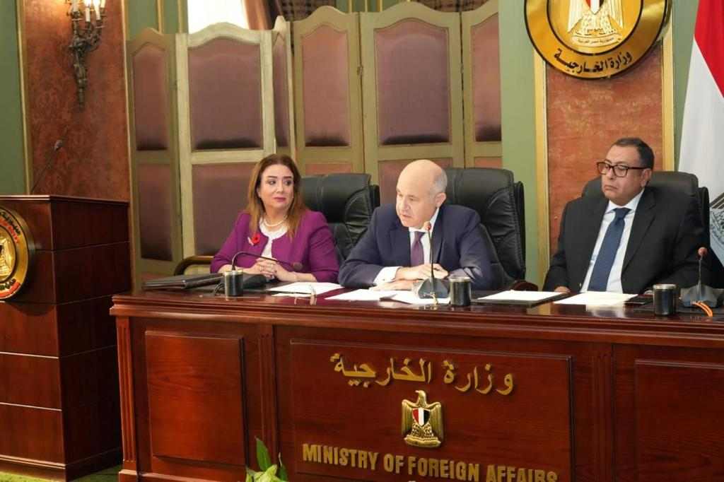الخارجية تعقد جلسة إحاطة لسفراء وممثلي سفارات الدول الأجنبية فى مصر