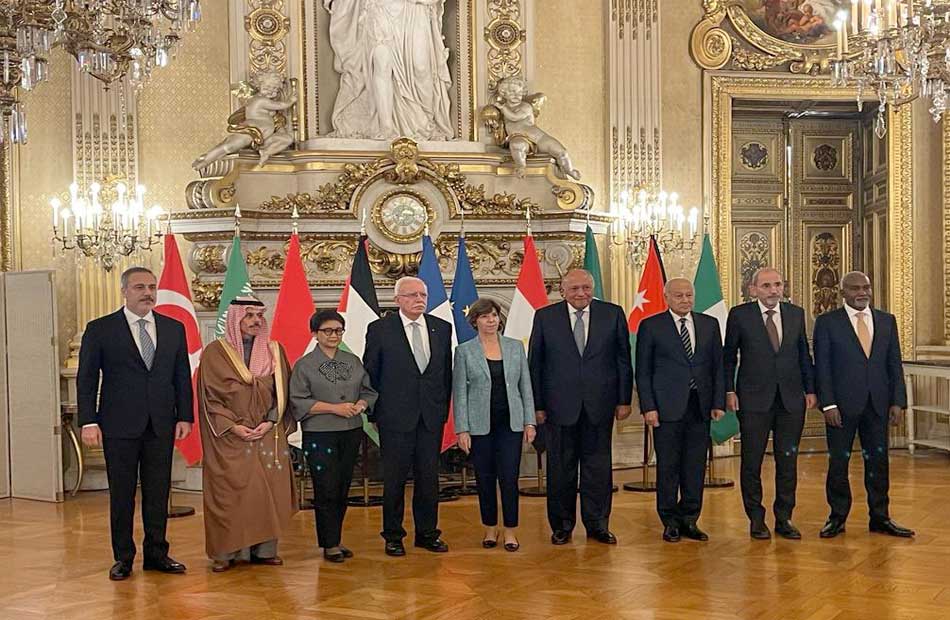 وزيرة خارجية فرنسا تستقبل اللجنة العربية الإسلامية في باريس عقب لقاء ماكرون لبحث وقف الحرب بغزة