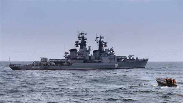 أوكرانيا روسيا تنشر فرقاطة بثمانية صواريخ  كاليبر  بالبحر الأسود