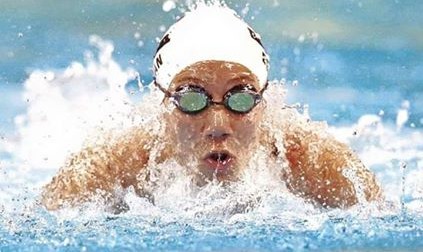 فريدة عثمان تتأهل إلى نهائي سباق  متر فراشة ببطولة أمريكا المفتوحة للسباحة