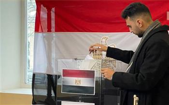  المصريون-في-النمسا-يدلون-بأصواتهم-في-انتخابات-الرئاسة-رغم-سوء-الأحوال-الجوية