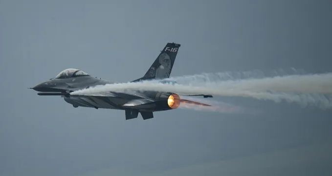 تحطم طائرة أمريكية من طراز  F  في كوريا الجنوبية