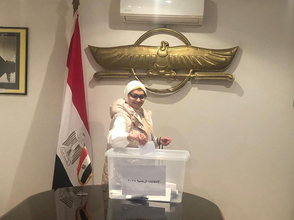 المشاركة الشبابية تتصدر المشهد الانتخابي في سفارة مصر في البوسنة والهرسك | صور 
