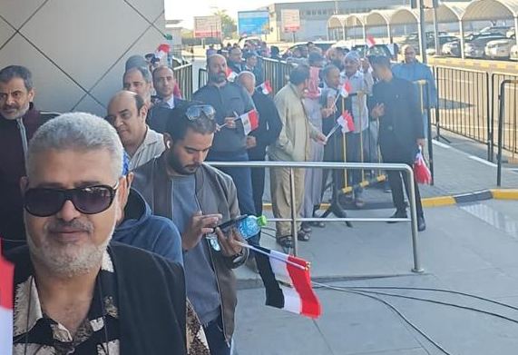 توافد أعداد كبيرة من المصريين على سفارة الكويت للتصويت في اليوم الثالث للانتخابات الرئاسية | فيديو 