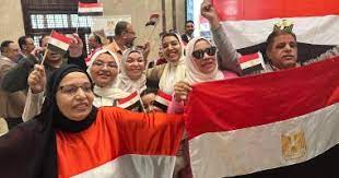 بعد مشاركة إيجابية بالخارج.. المرأة المصرية رهان مهم في الانتخابات الرئاسية بالداخل الأحد المقبل 