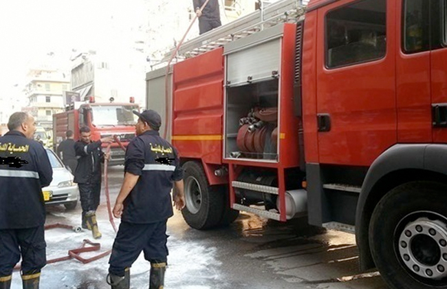 السيطرة على حريق بمخزن تعبئة زيوت في سوهاج