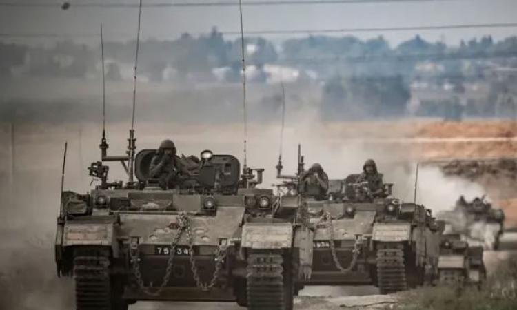 آليات الاحتلال تتوغل في عدد من المواقع شمال قطاع غزة