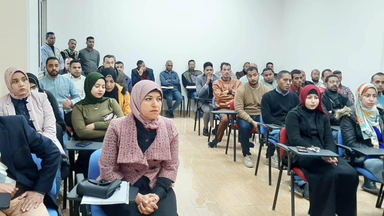 رئيس جامعة طيبة التكنولوجية يجتمع بأعضاء هيئة التدريس صور بوابة الأهرام 