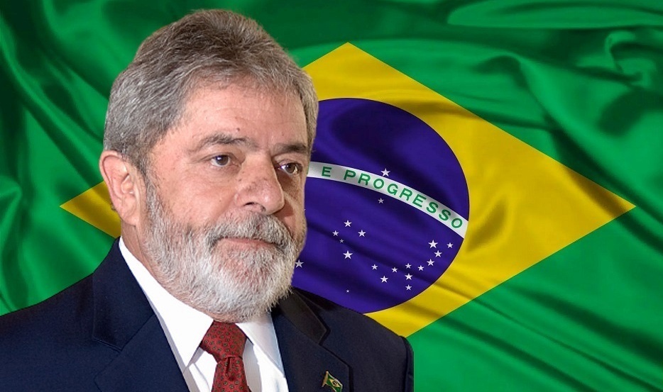 الرئيس البرازيلي يتهم بولسونارو بتدبير الهجوم على مبان حكومية في برازيليا