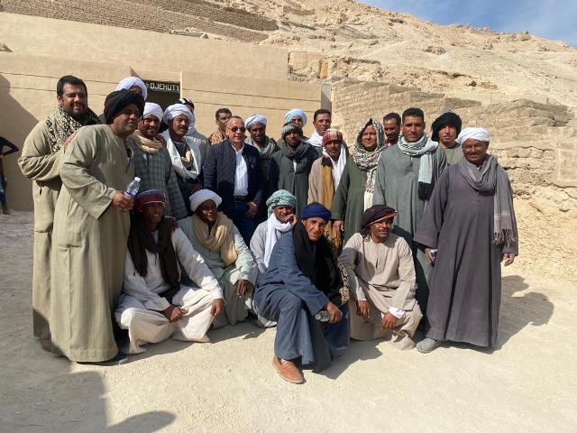 افتتاح مقبرتي جحوتي وحري من الدولة الحديثة بمنطقة ذراع أبو النجا
