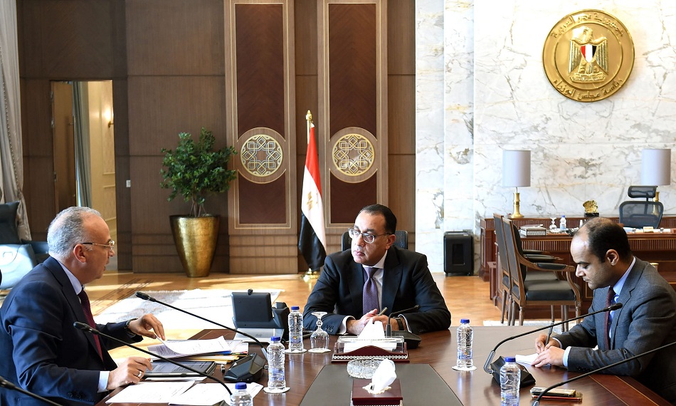 الدكتور مصطفى مدبولي رئيس مجلس الوزراء  مع الدكتور هانى سويلم، وزير الموارد المائية والرى