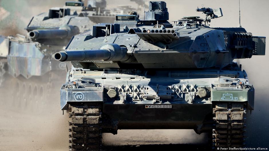 إسبانيا تعتزم إرسال ست دبابات ليوبارد إلى أوكرانيا في الأسابيع المقبلة