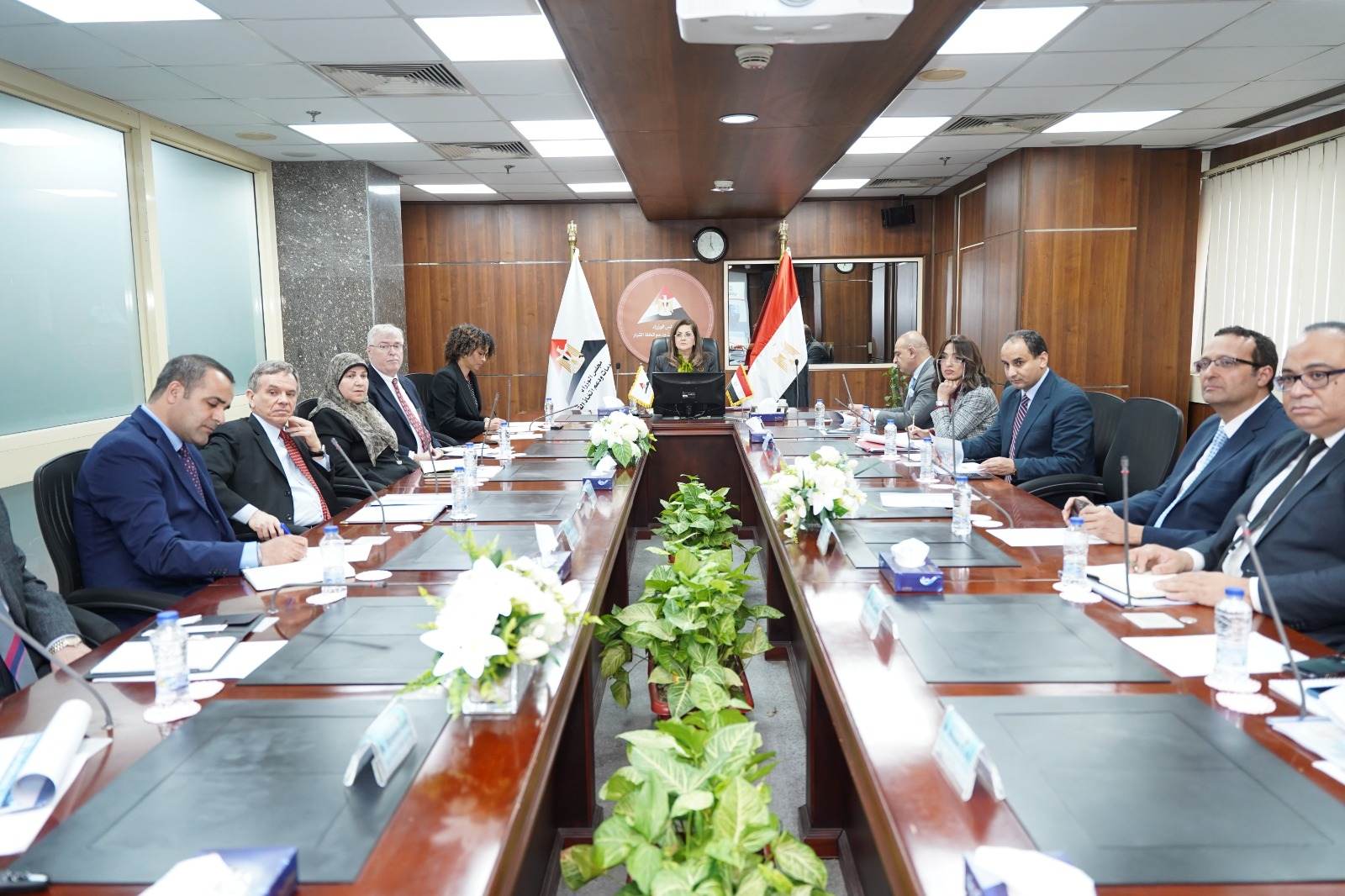 وزيرة التخطيط تُناقش إنشاء منصة مجالس المهارات القطاعية مع  قوى عاملة مصر 