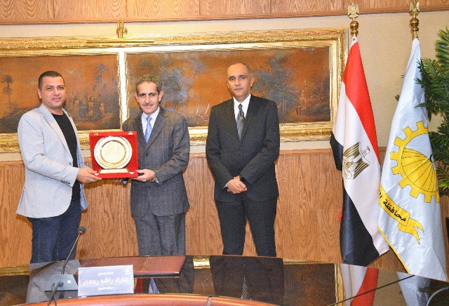  محافظ الغربية يكرم الفائزين بجائزة مصر للتميز الحكومي