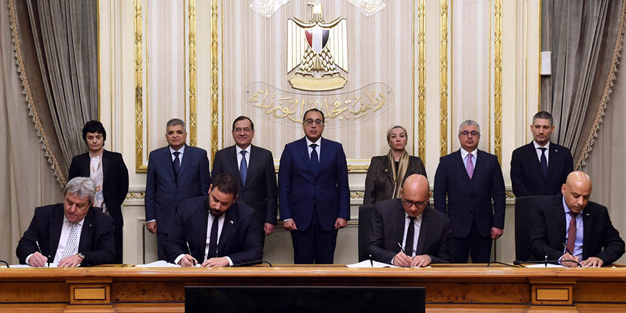 رئيس الوزراء يشهد توقيع اتفاقية بين قناة السويس ومجموعة شركات  V  اليونانية لإنشاء شركة لإدارة المخلفات| صور