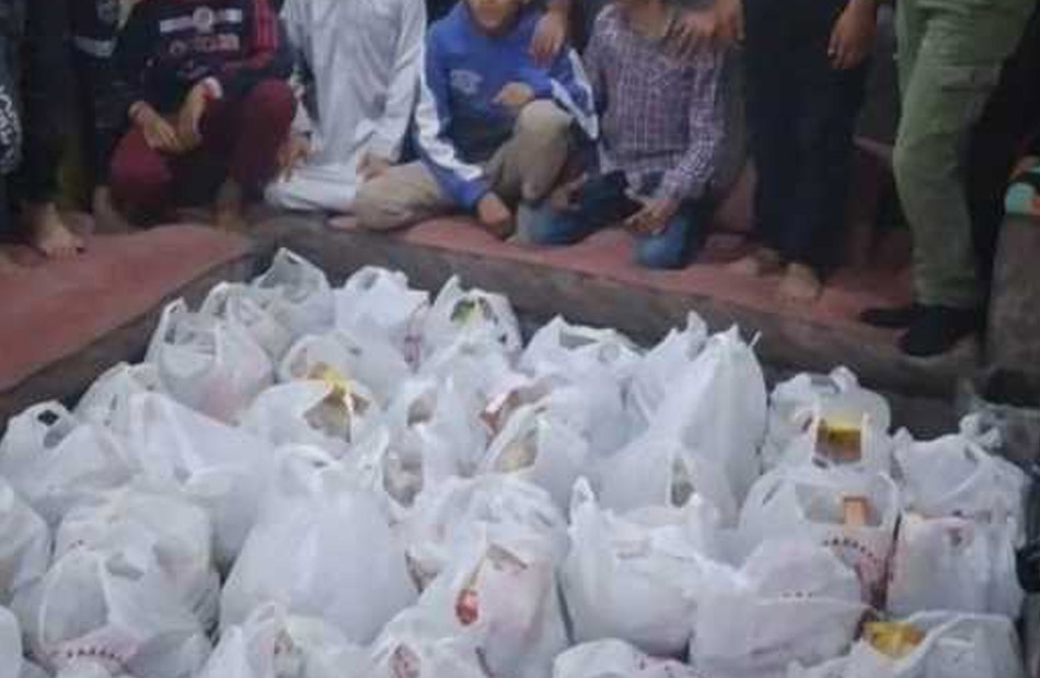 تعليم مطروح: توزيع شنط رمضانية على الأطفال الأيتام بمدرسة العبور 2 بمدينة مرسى مطروح | فيديو