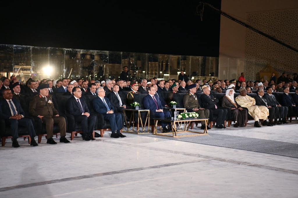 الرئيس السيسي يفتتح مركز مصر الثقافي الإسلامي بالعاصمة الإدارية