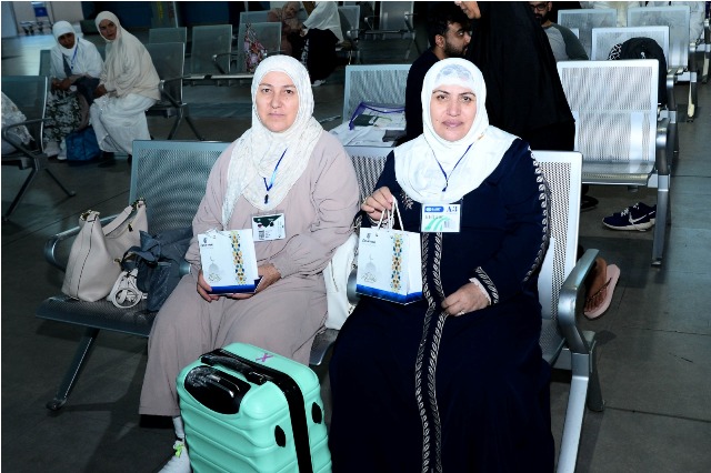 مصر للطيران تحتفل مع عملائها بحلول شهر رمضان